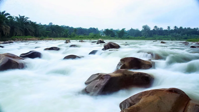 Pesona Pantai Salju Medan: Keindahan Alam Eksotis